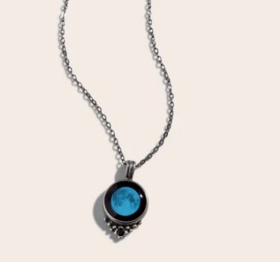Moonglow necklace Classic